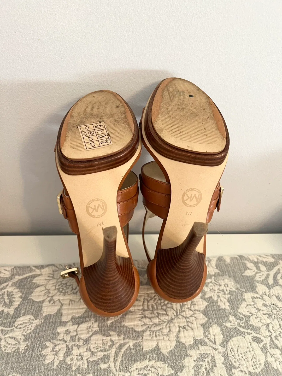 Michael Kors Brown Leather Heels - Size 7 image indicator(6)