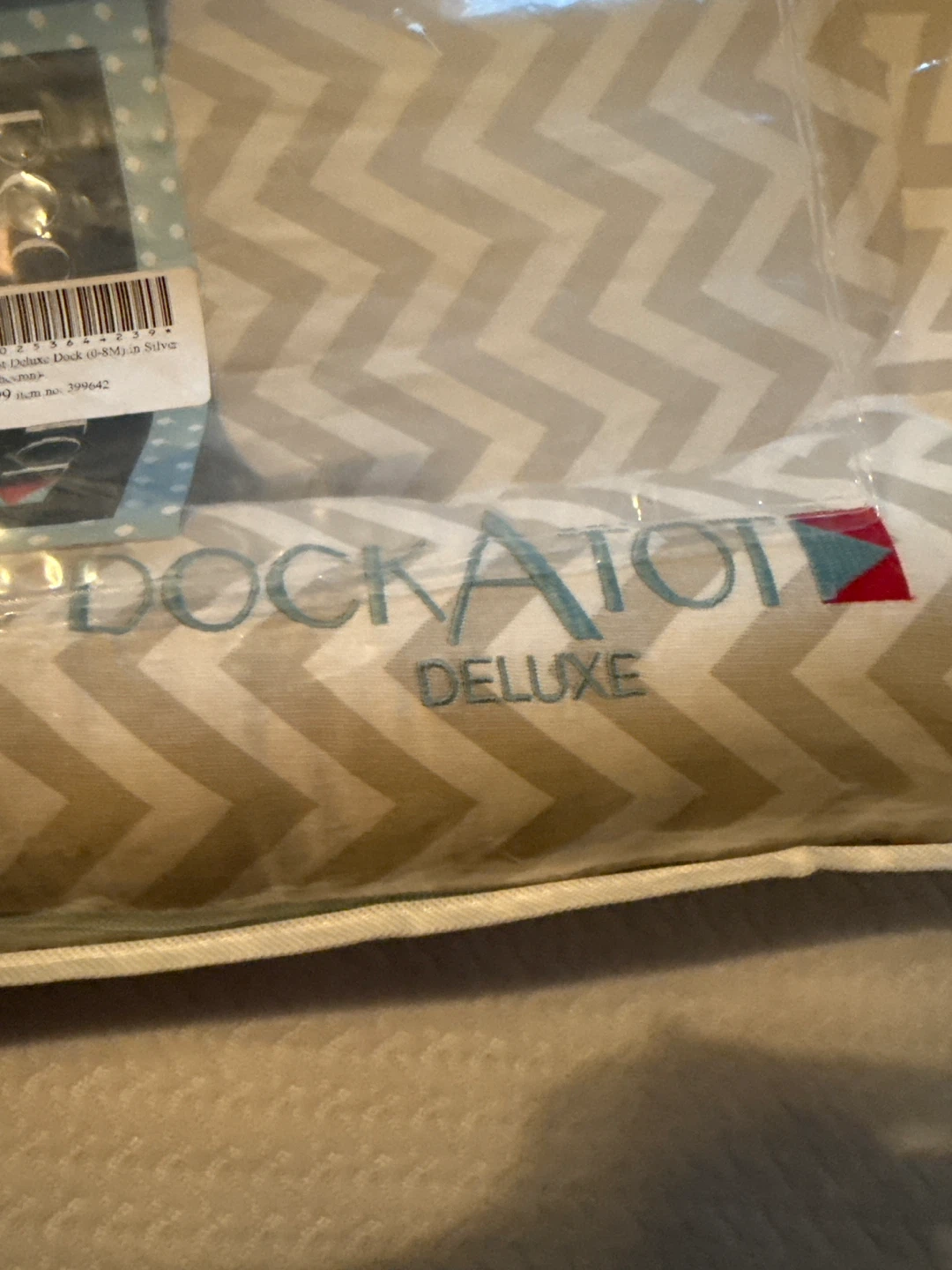 DockATot Deluxe Baby Lounger (0-8M) - used - photo 3
