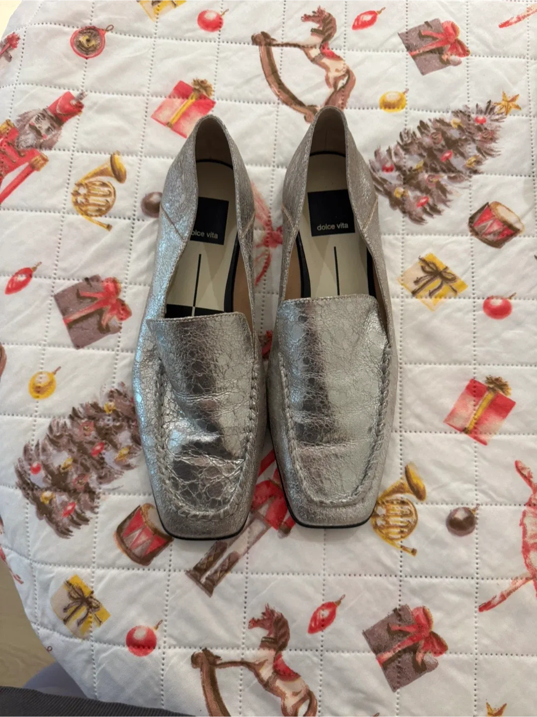 Dolce Vita Silver Leather Loafers Size 7 image indicator(2)