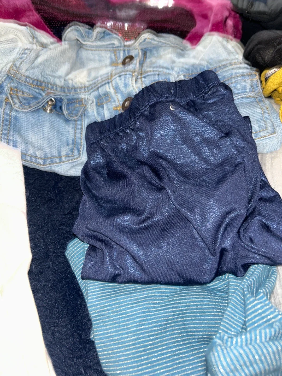 Mixed Girls Clothing Bundle image indicator(2)