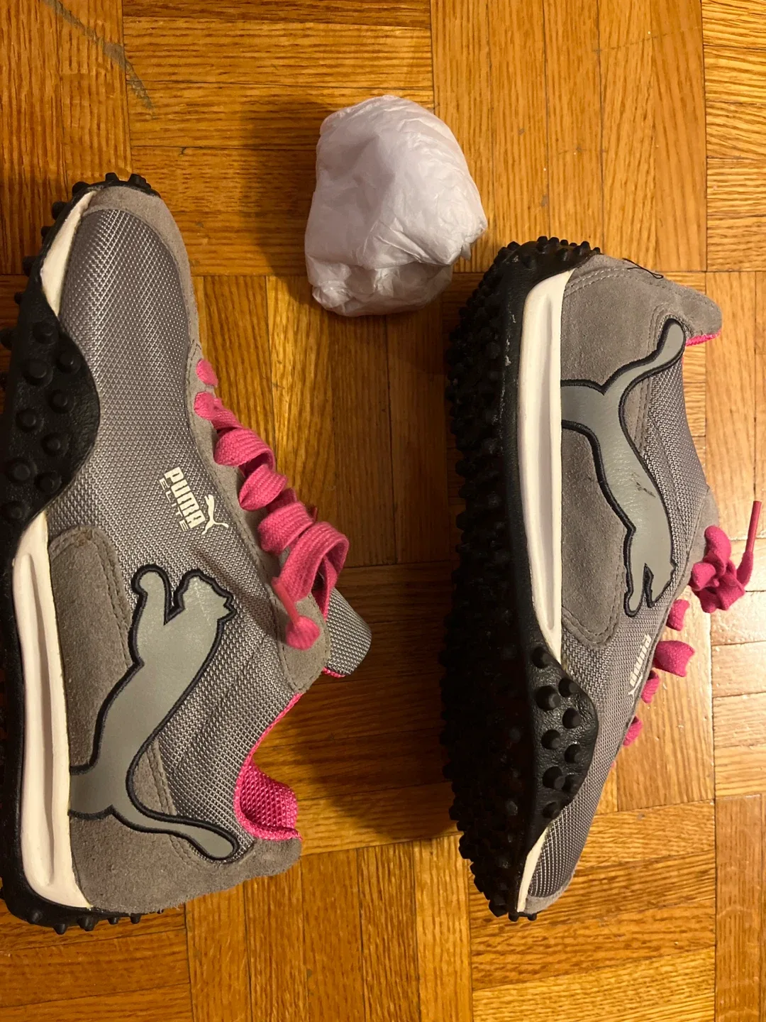 Puma Running Shoes Grey/Pink image indicator(2)