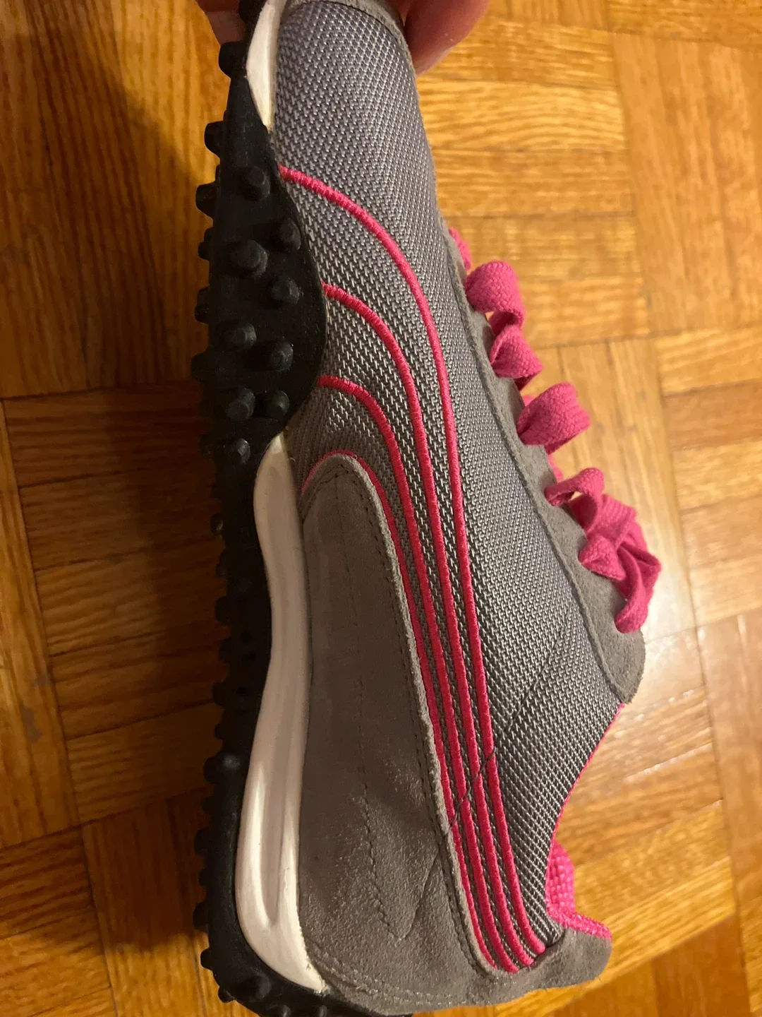 Puma Running Shoes Grey/Pink image indicator(8)