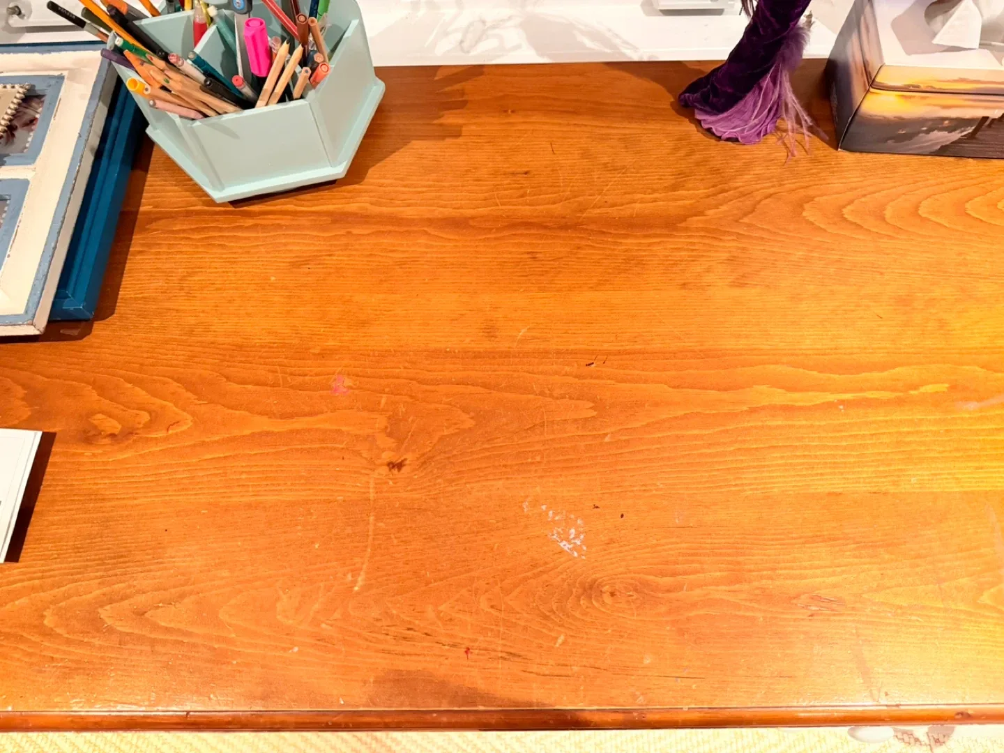 Wooden Desk with Drawers image indicator(2)