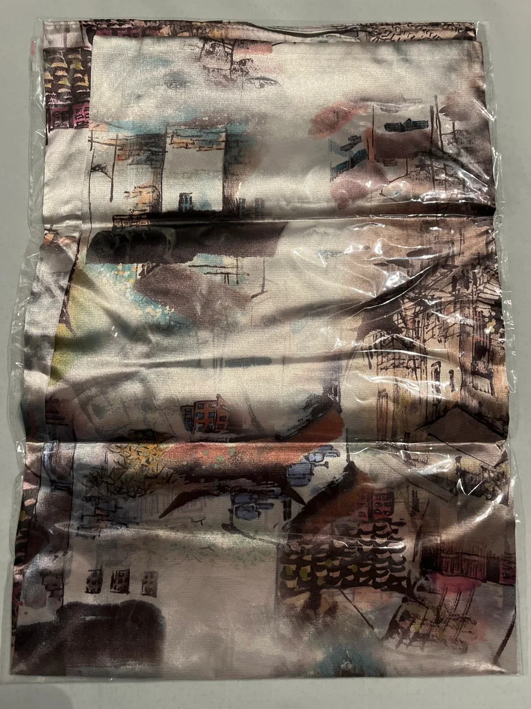 100% Silk Scarf image indicator(4)