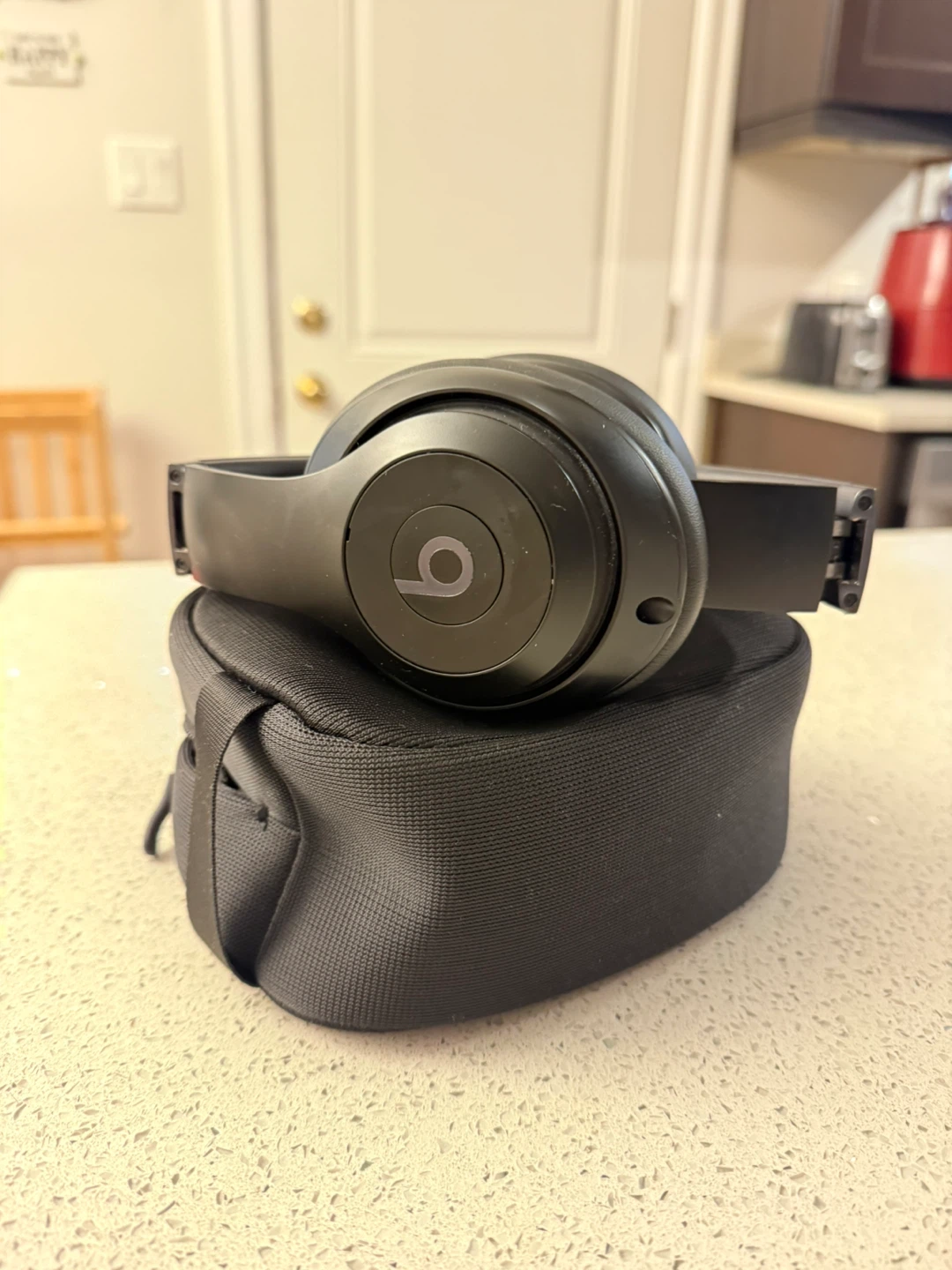 Beats Studio3 Wireless Headphones - Black - photo 3
