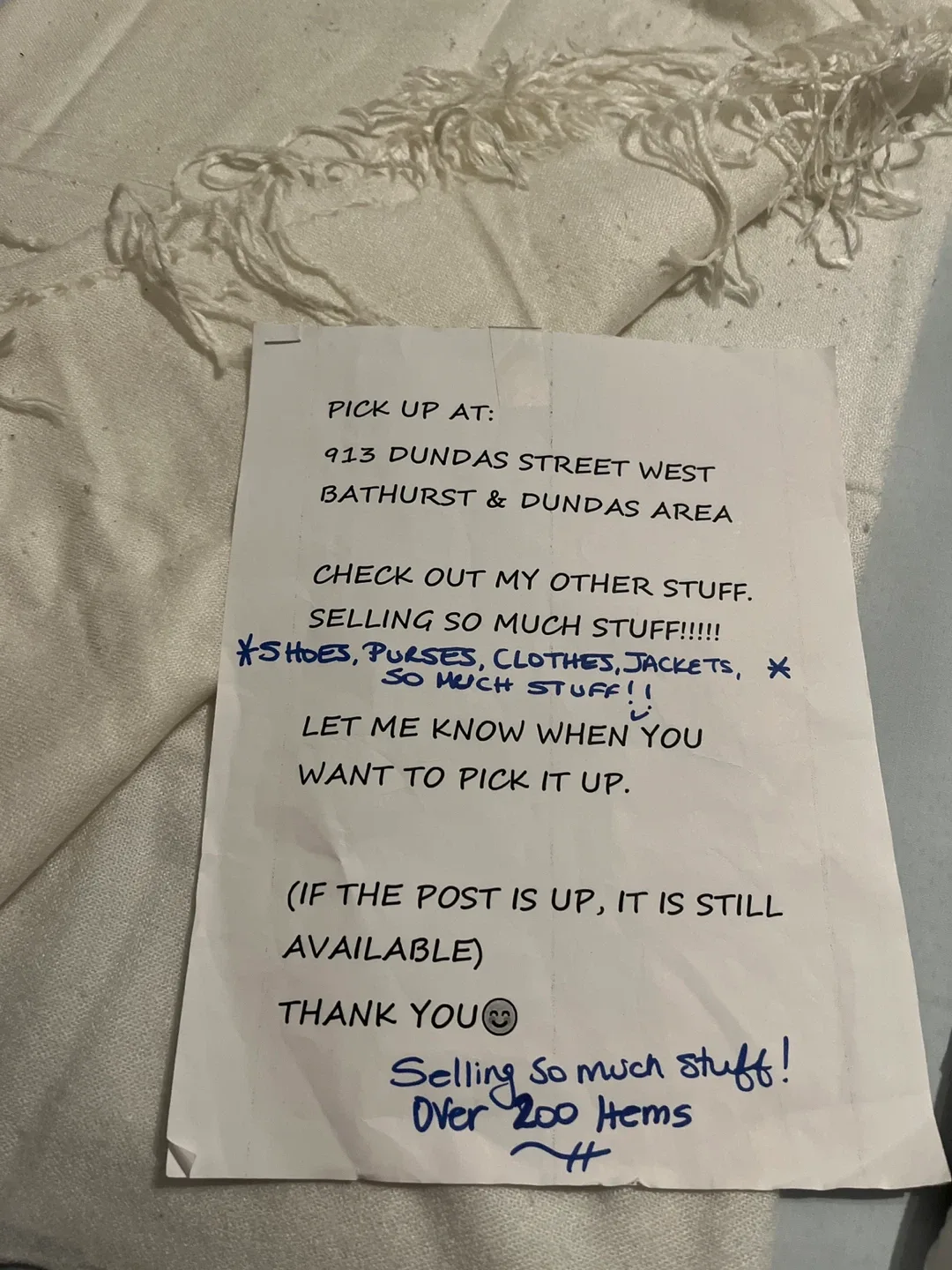 Off-White Scarf with Fringe image indicator(4)