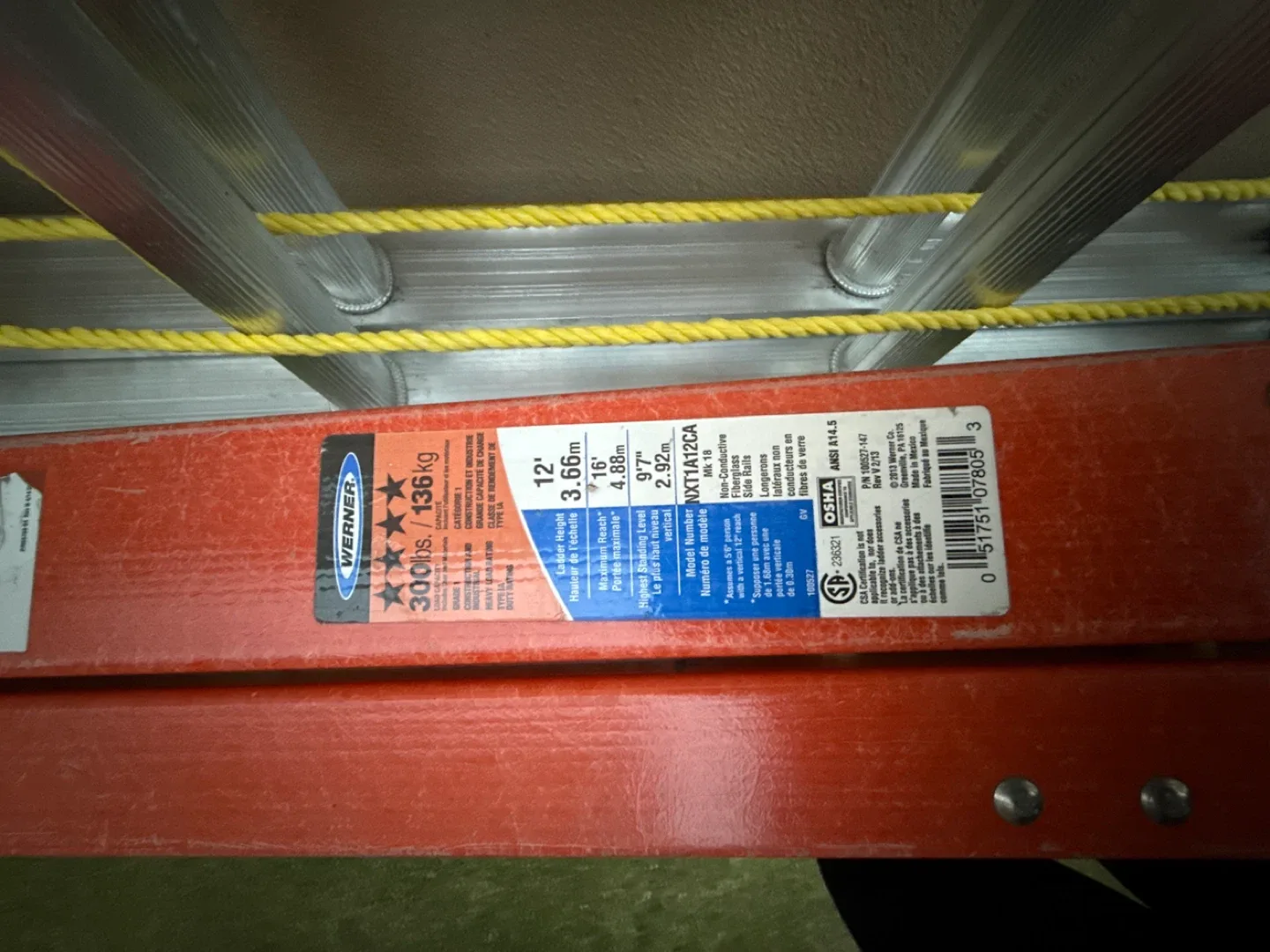 Werner 12 ft. Fiberglass Twin Step Ladder image indicator(2)