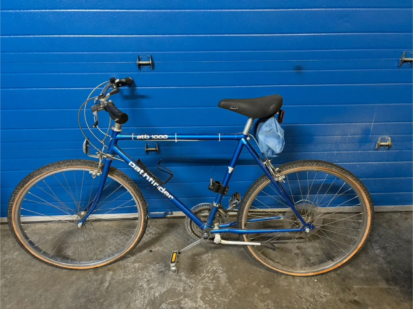 Pathfinder ATB 1000 Blue Bike thumbnail