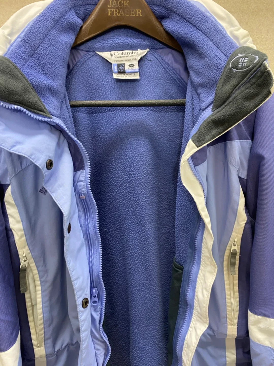 Columbia Women's Interchange Jacket - Size M image indicator(3)