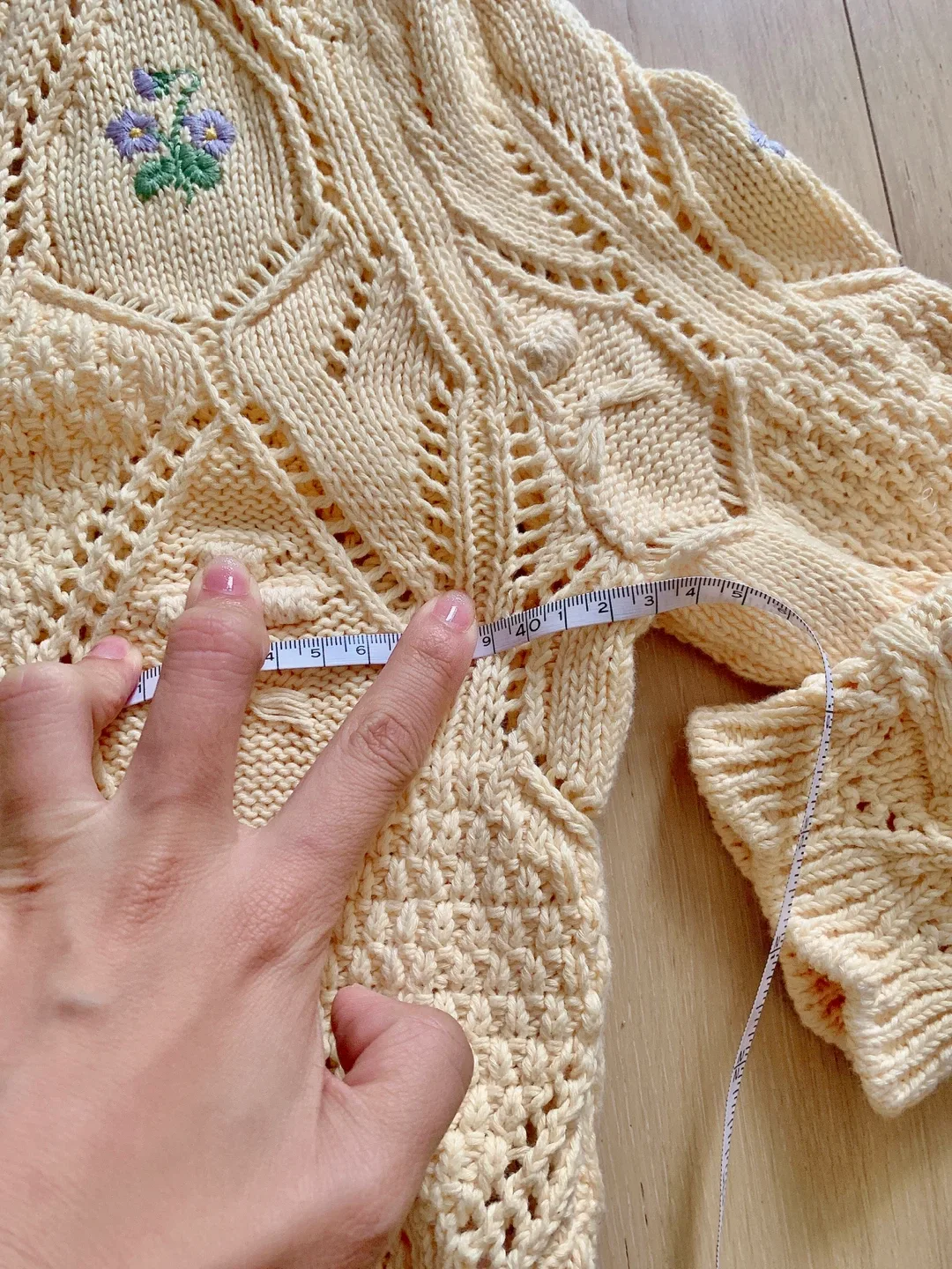 New Zara Knit Cardigan - Size S image indicator(9)