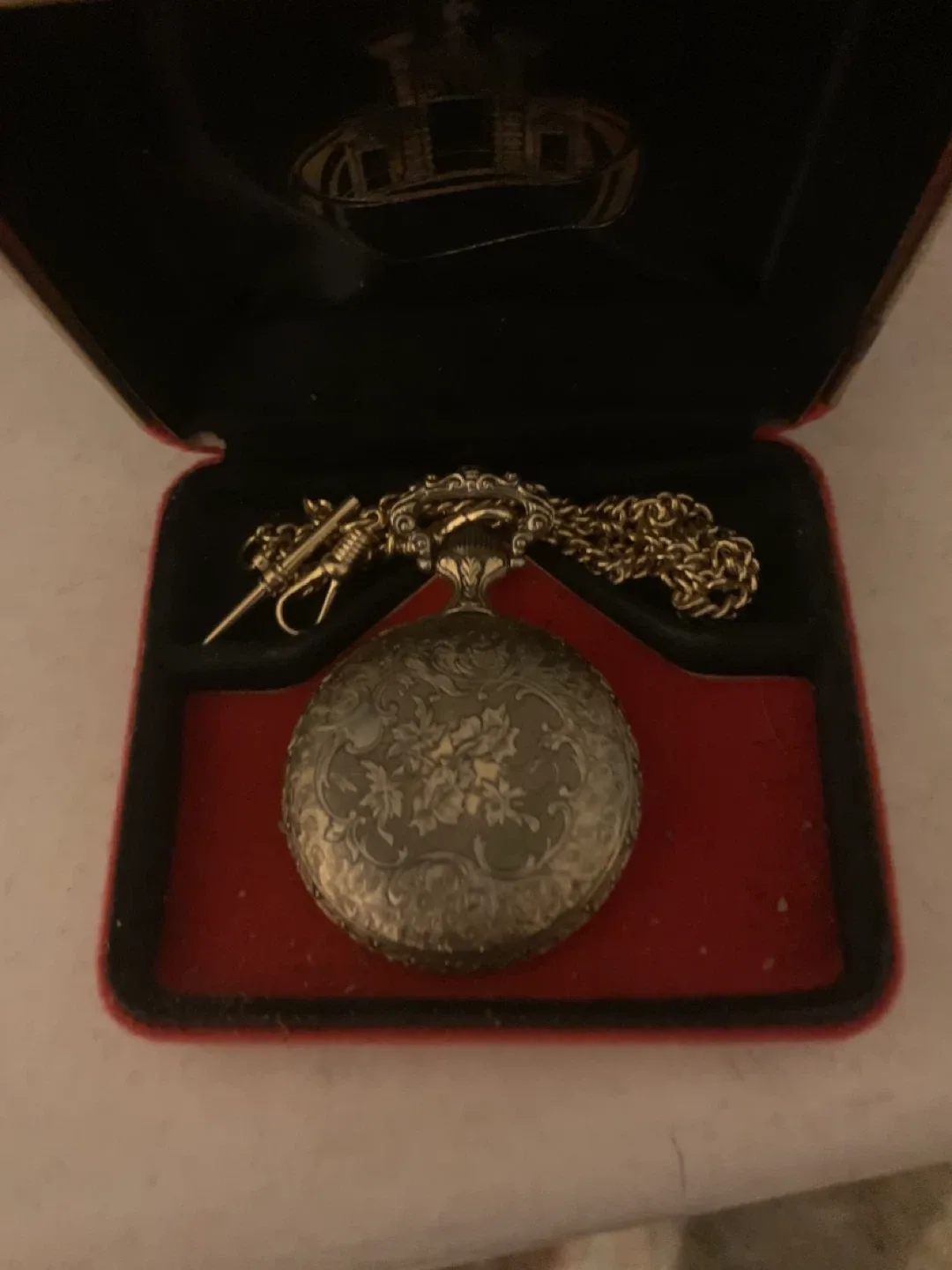 Arcana Pocket Watch with Chain image indicator(2)