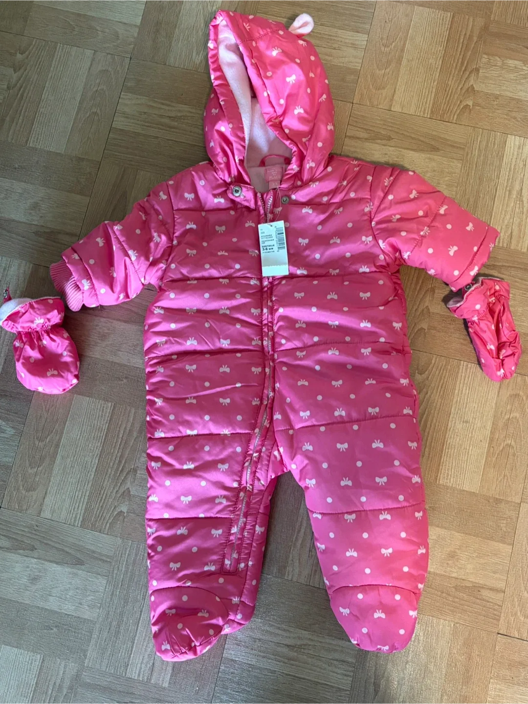 Brand new Children’s Place snowsuit size 3-6 months thumbnail
