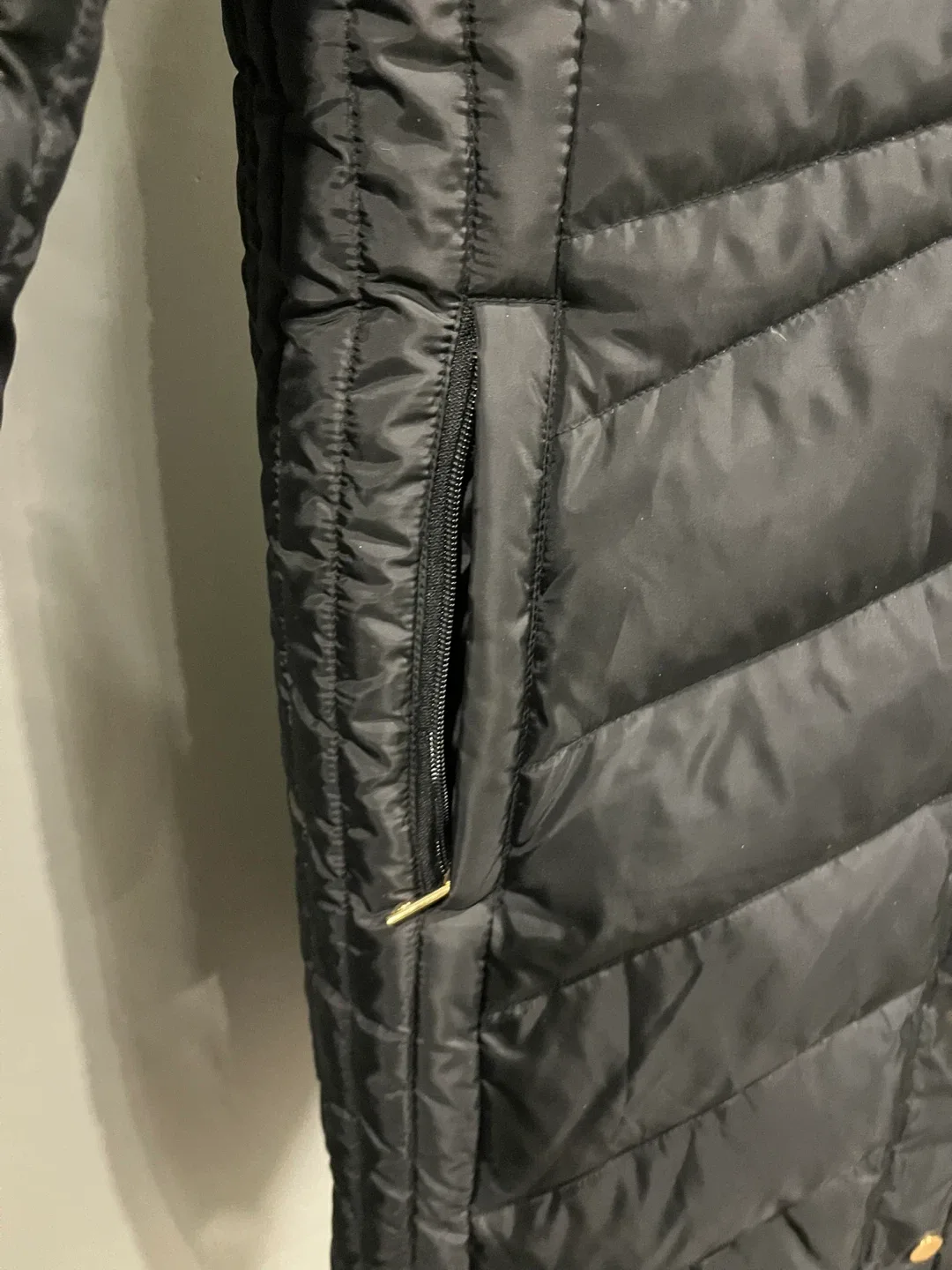 Anne Klein Black Puffer Coat - Size L image indicator(5)