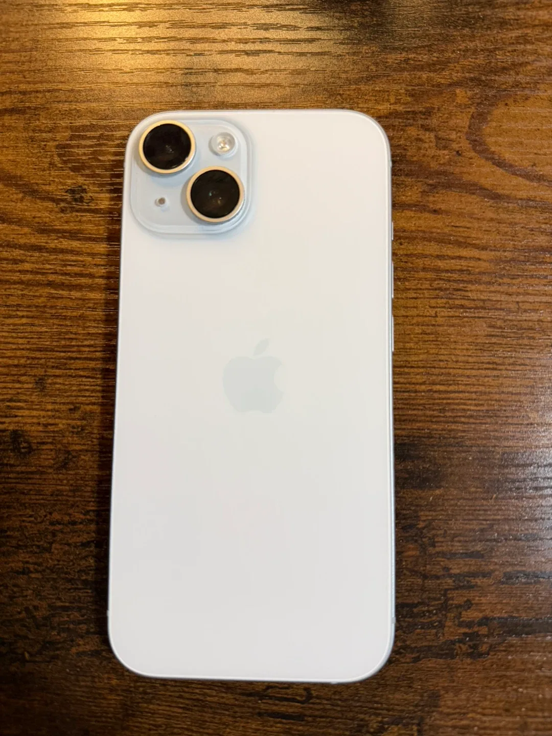 iPhone 15 - 85% Battery Health image indicator(2)