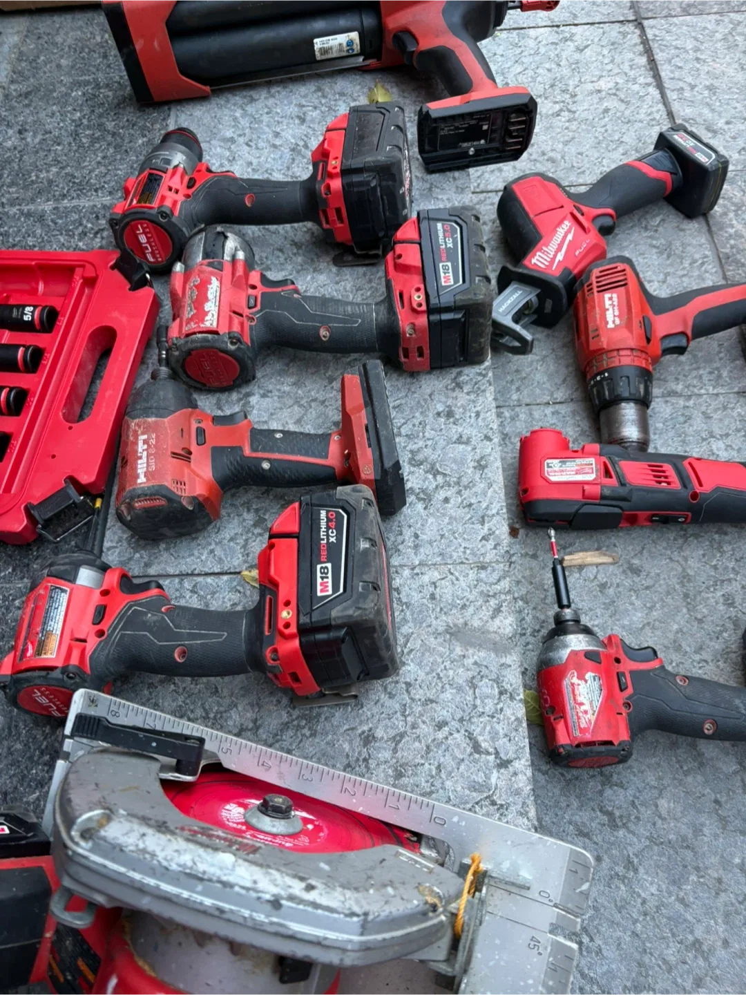 Mixed Power Tools: Milwaukee & Hilti image indicator(2)
