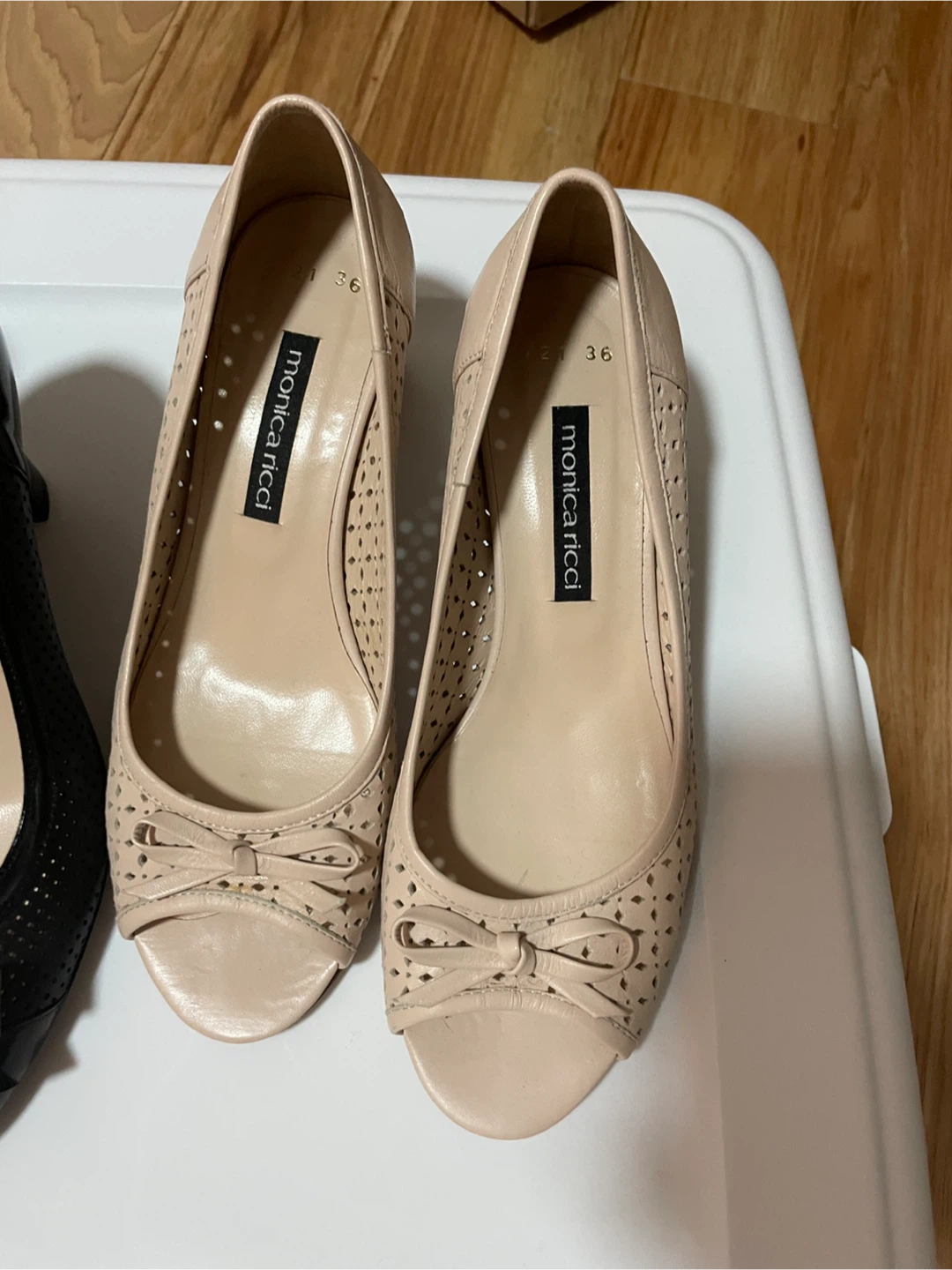 Monica Ricci Heels - Size 36 - photo 4
