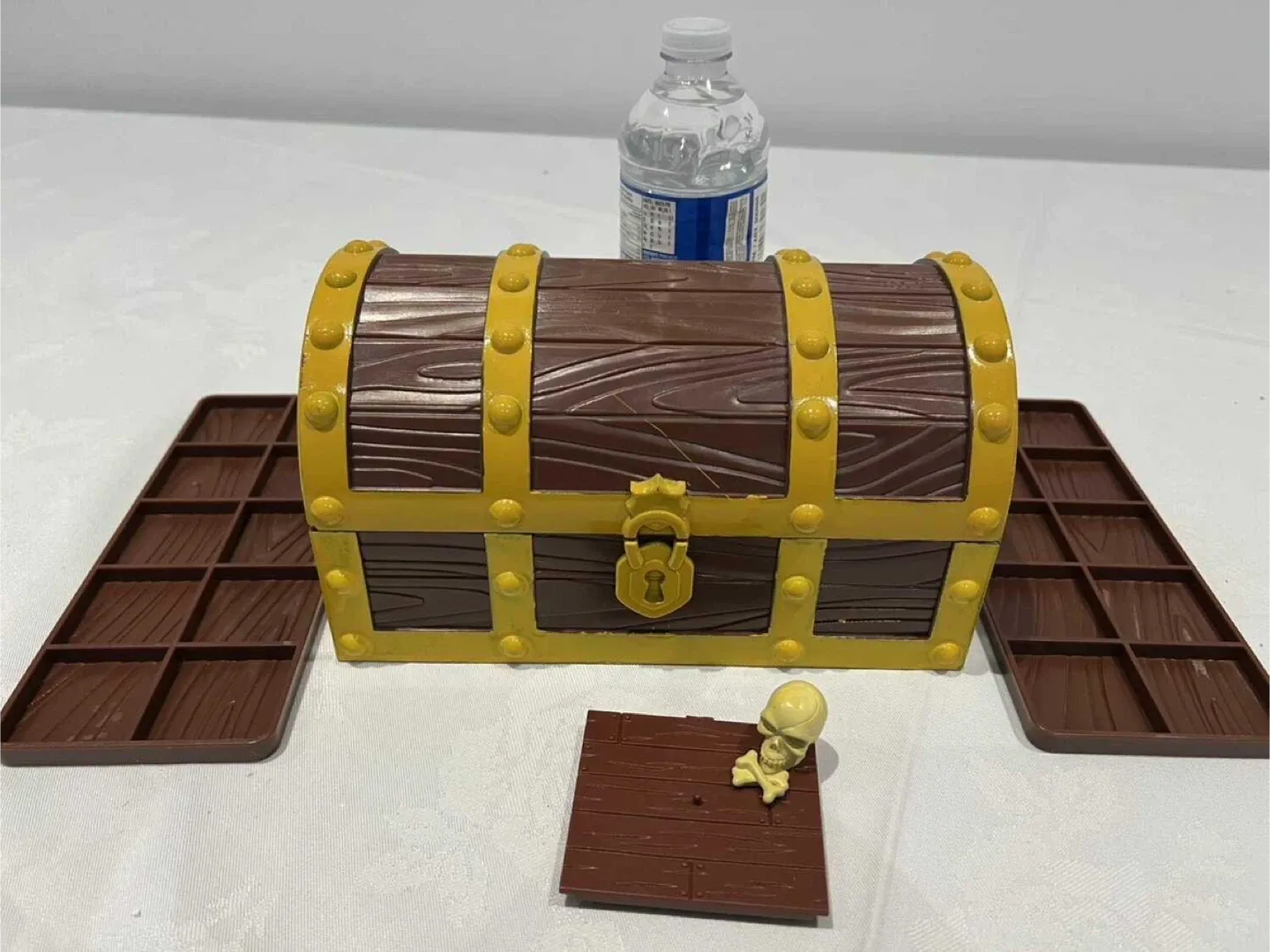 Pirate Treasure Chest Toy Set image indicator(2)