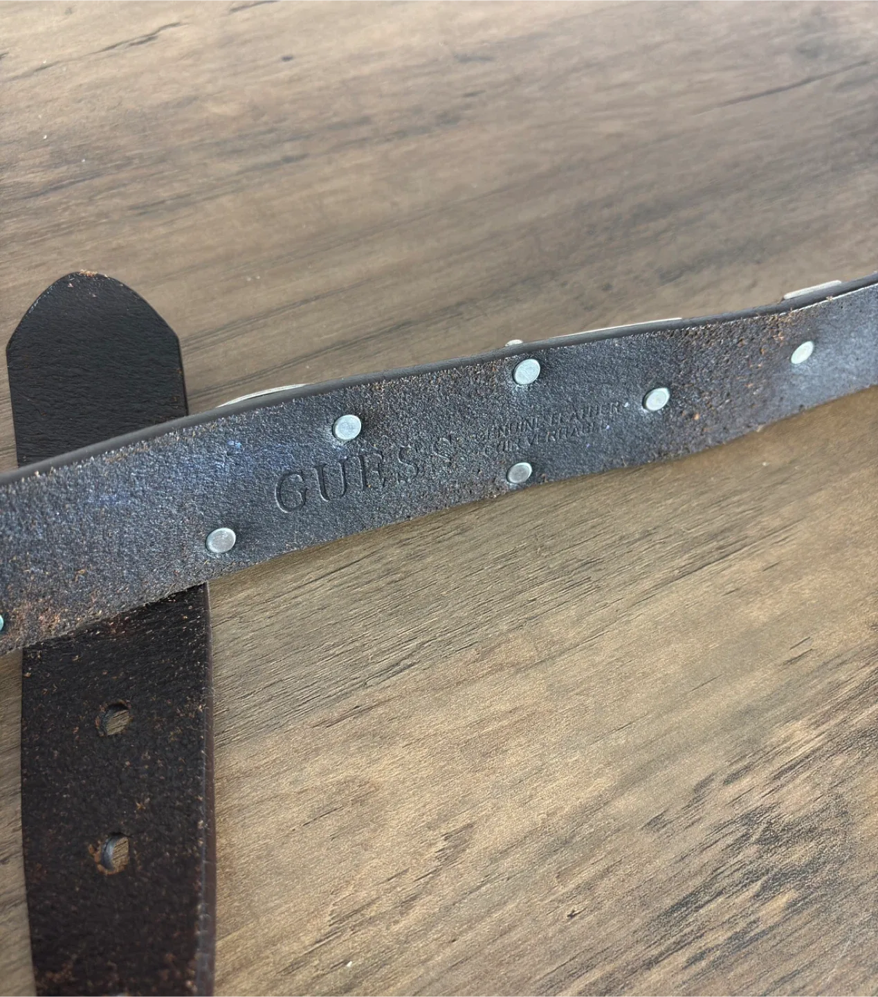 Vintage Y2K Guess Men’s Leather Logo Belt - Act Now! image indicator(5)