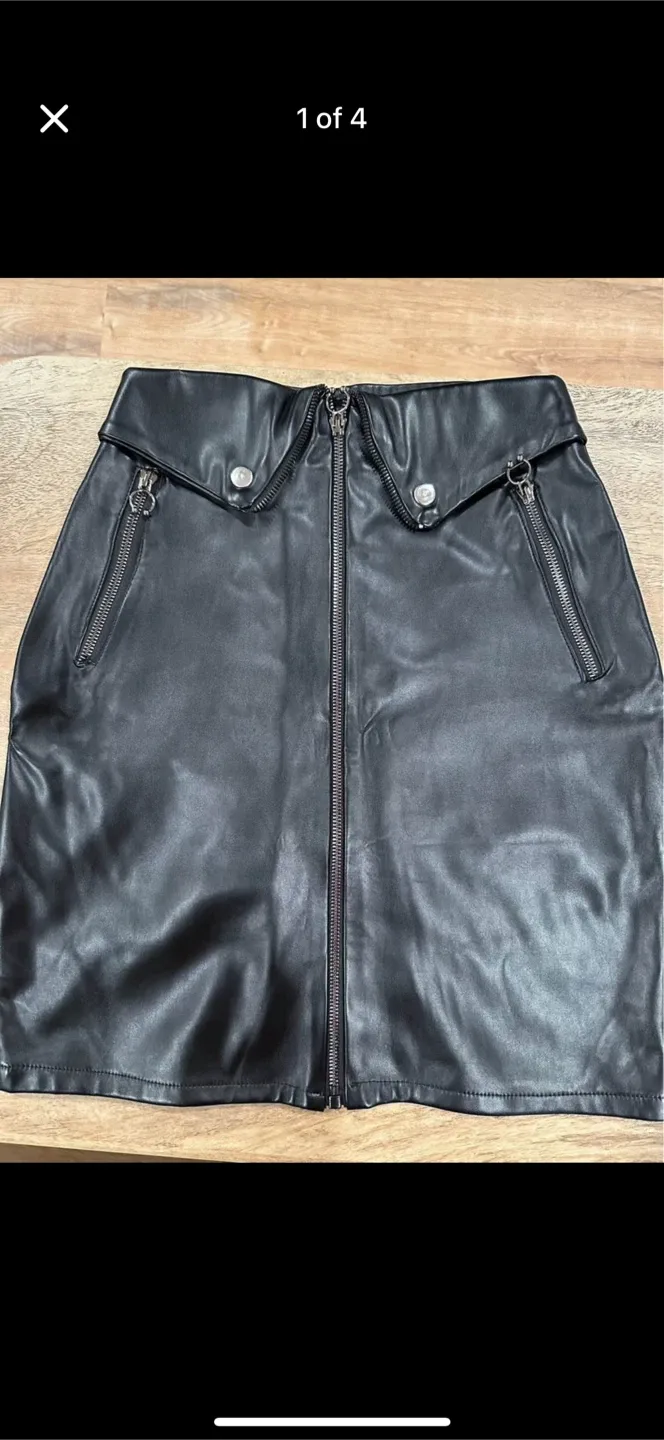 Emottos Black Faux Leather Mini Skirt image indicator(7)