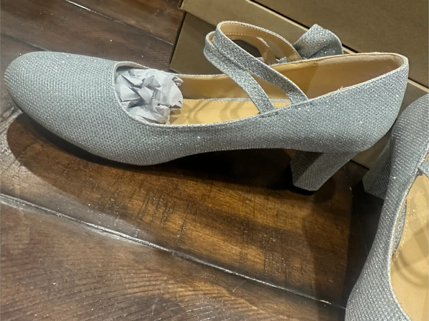 Omthaka Women's Silver Glitter Heels - Size 10 - photo 3