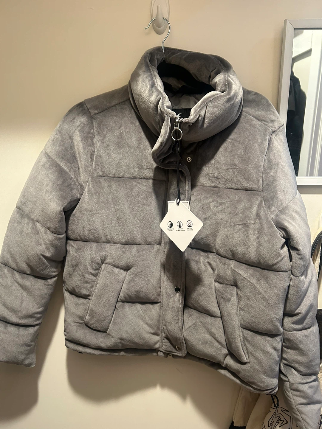 Hollister Velvet Gray Puffer Jacket NWT - Women’s