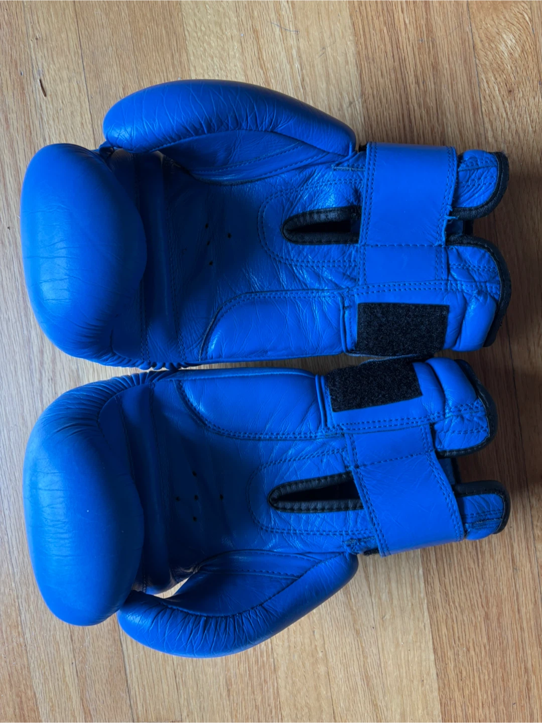 30 Minute Hit Boxing Gloves, 10 oz, Blue