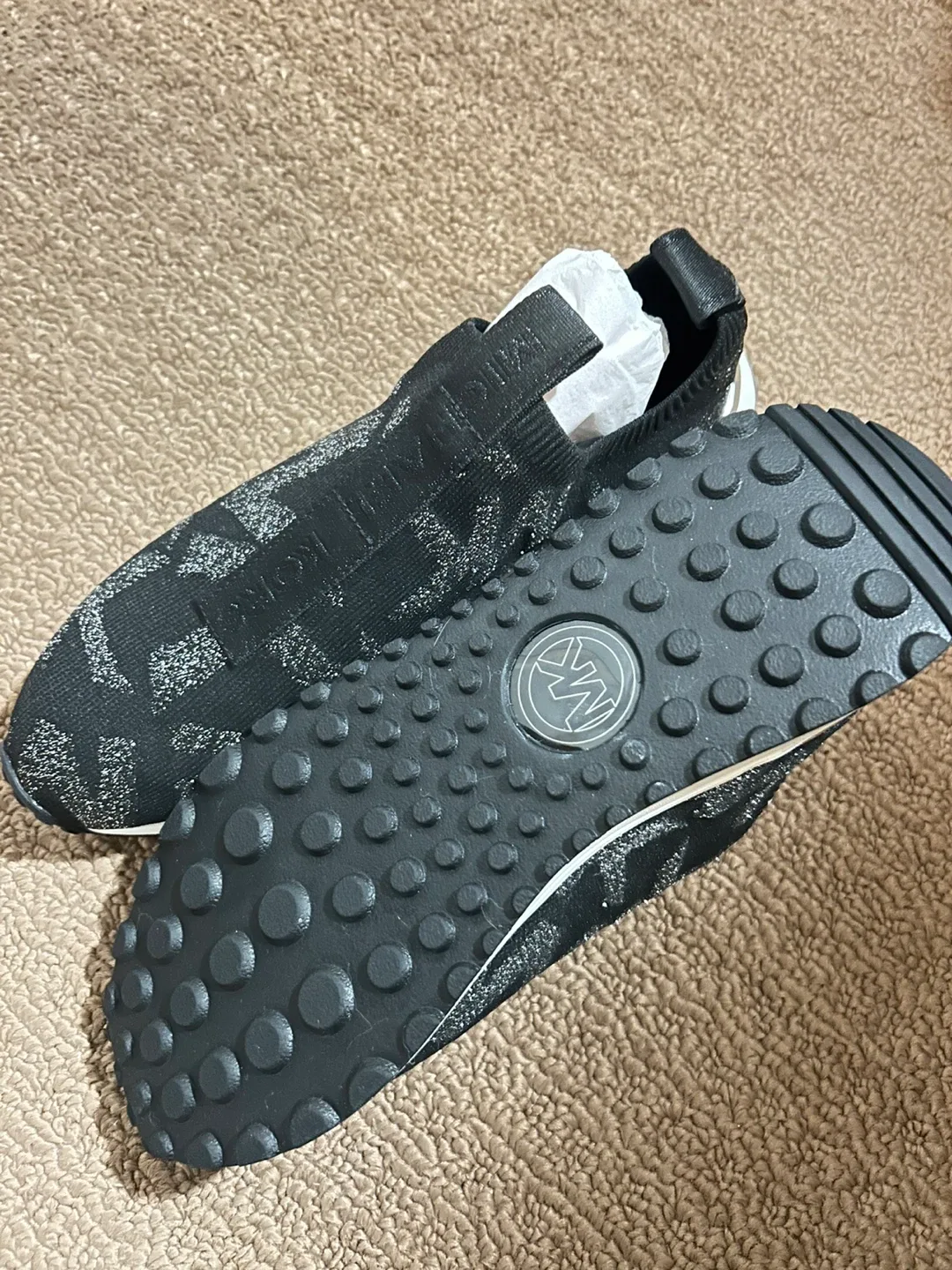 Michael Kors Slip-On Sneakers - Size 8 image indicator(3)