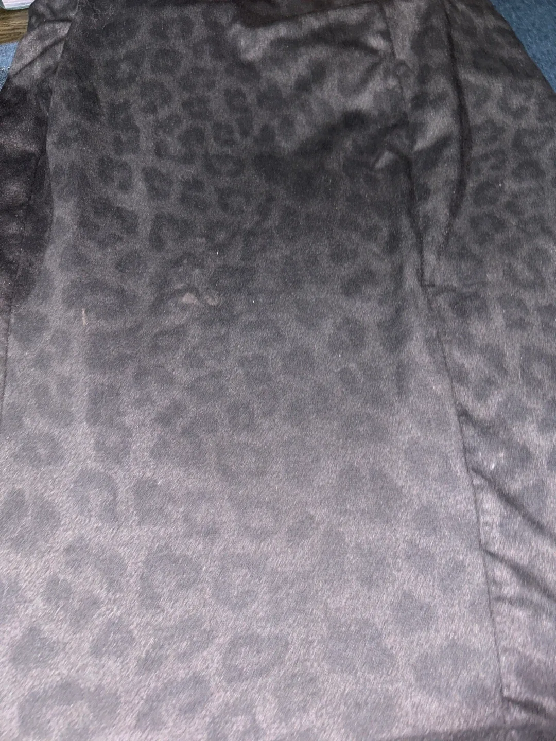 Mixed Clothing Lot - Guess Purple Top image indicator(8)