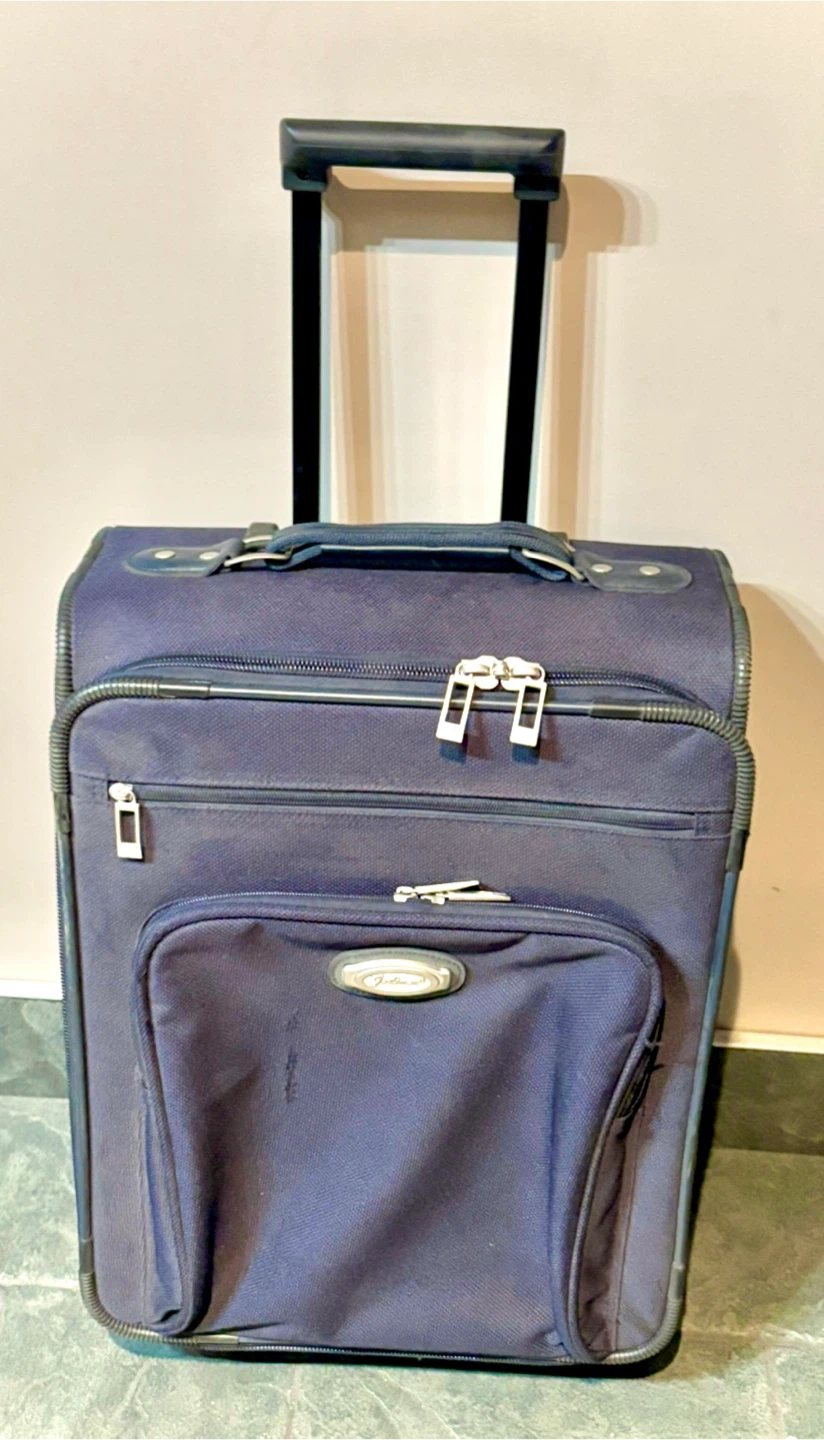 Carry On Luggage - photo 2