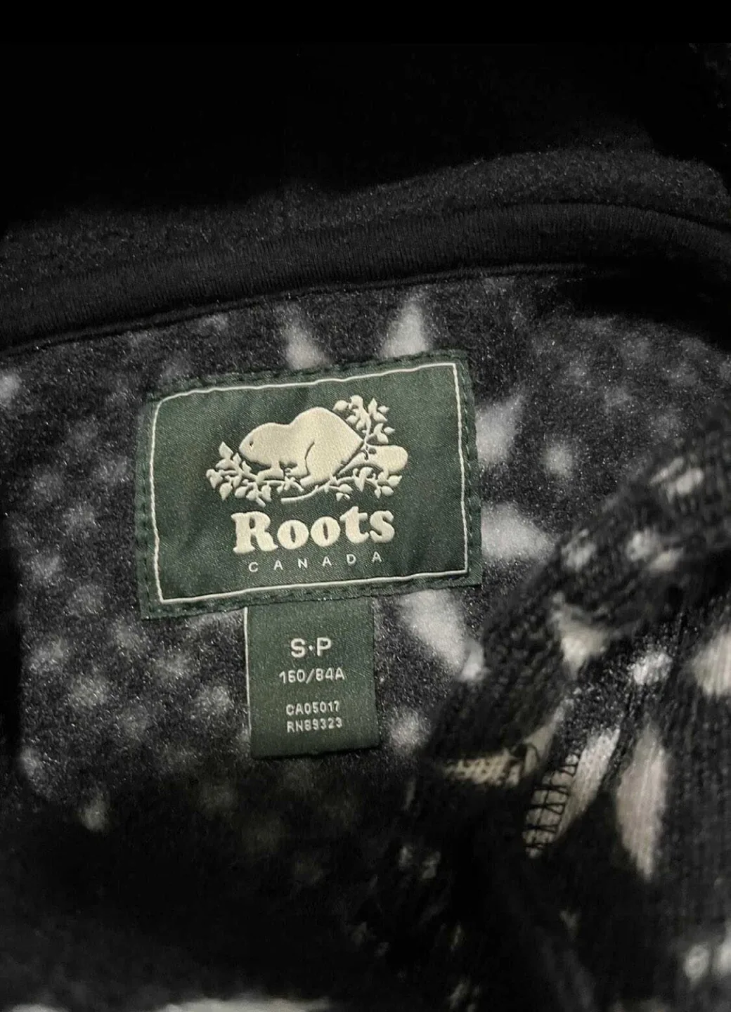 Roots women’s small snowflake hoodie, black and white image indicator(4)