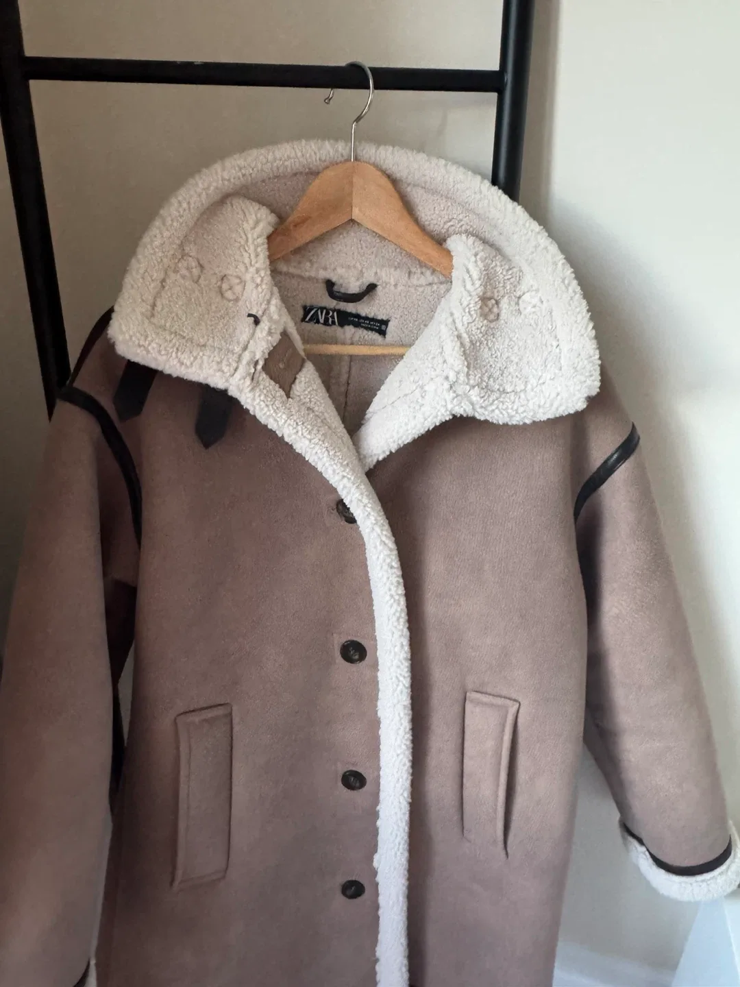 Zara XS Faux Suede Sherpa Coat image indicator(4)