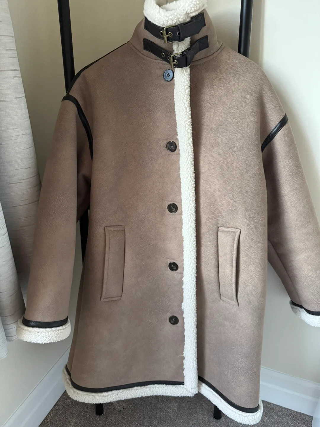 Zara XS Faux Suede Sherpa Coat image indicator(9)