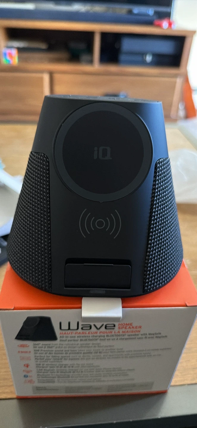 iQ Wave Home Speaker with MagSafe (Bluetooth)
