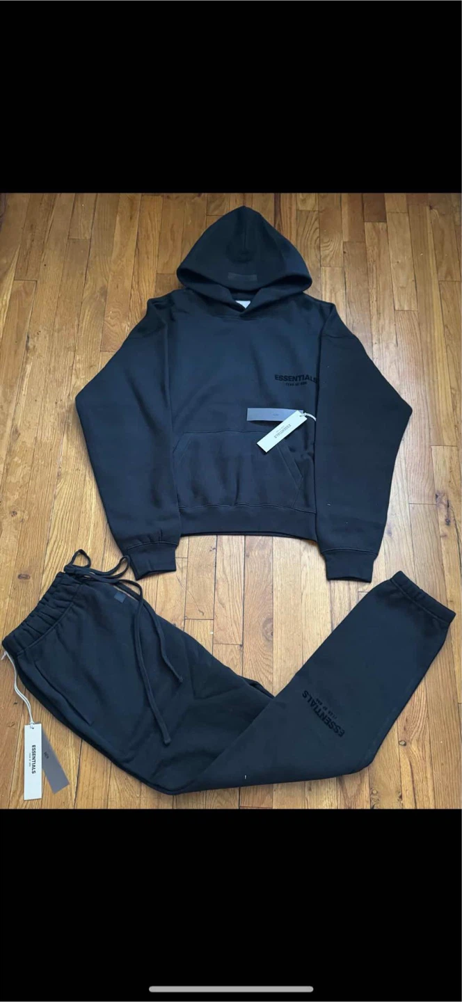Essentials Fear of God Black Hoodie & Sweatpants Set- size Large