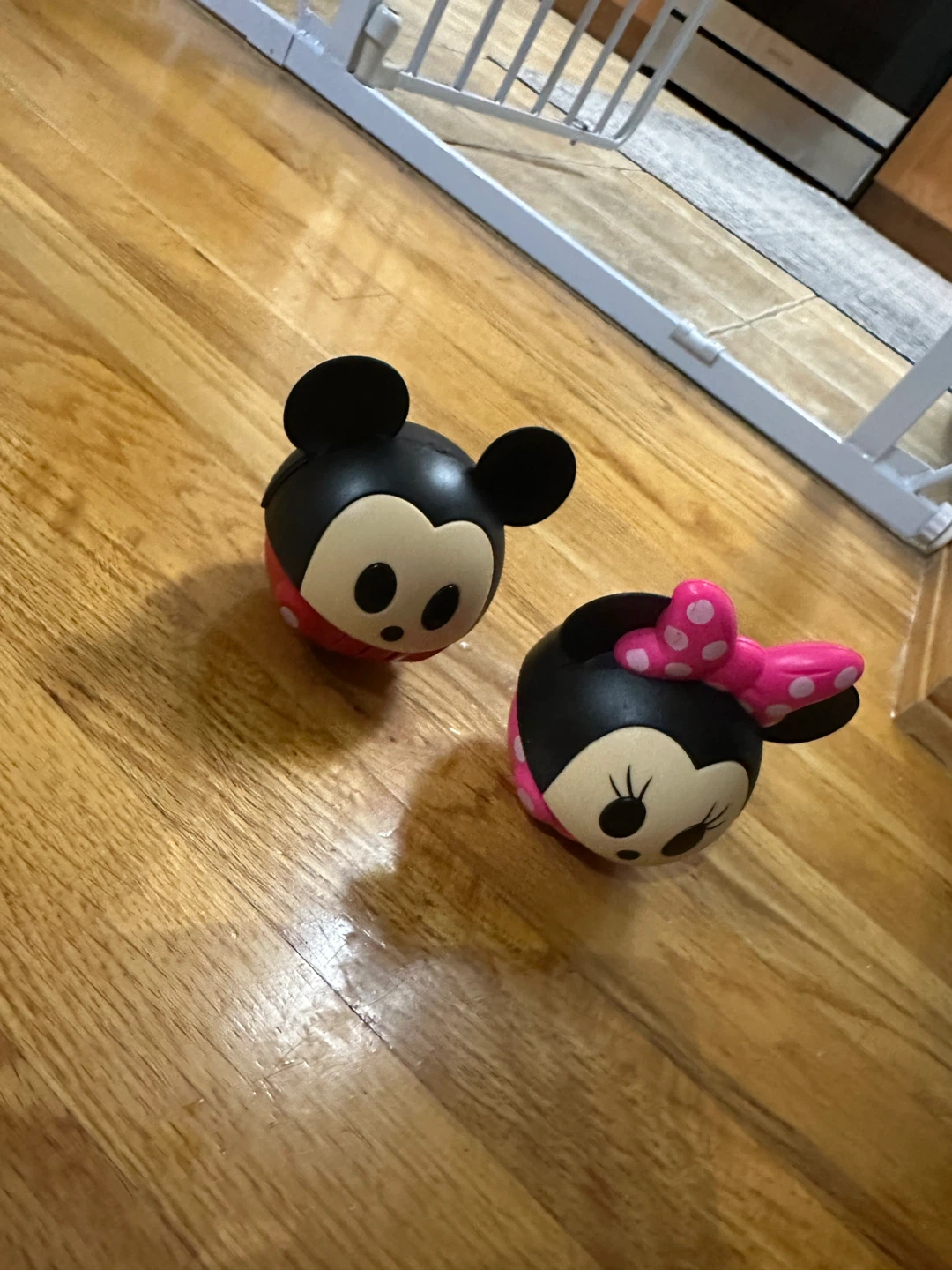 Disney Mickey and Minnie Mouse Wobble & Roll Games Balls
