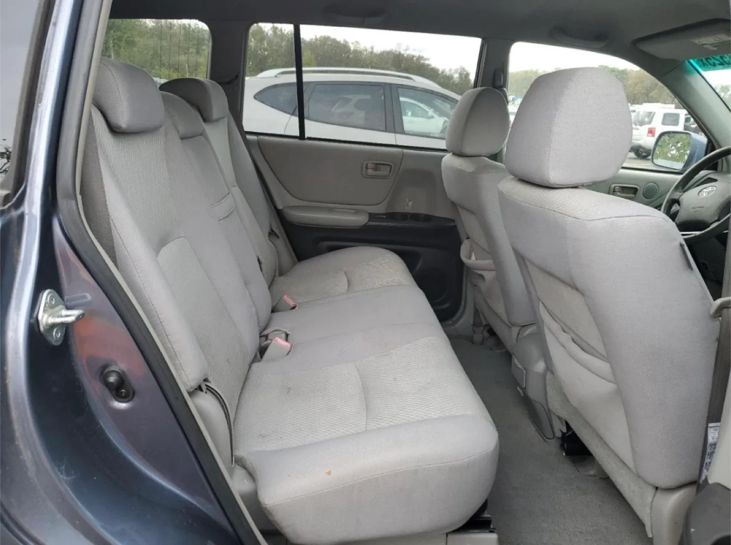 Toyota Highlander hybrid SUV image indicator(7)