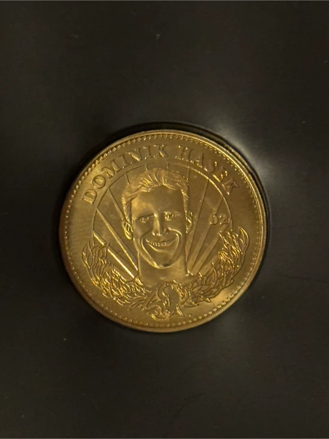 9x Pinnacle Mint Limited Edition Hockey Coin image indicator(3)