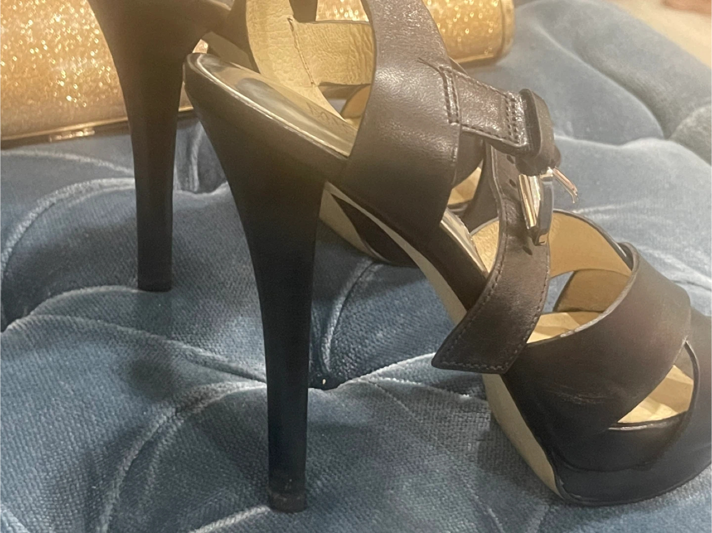 Michael Kors Black Heels - Size 6.5M - photo 4