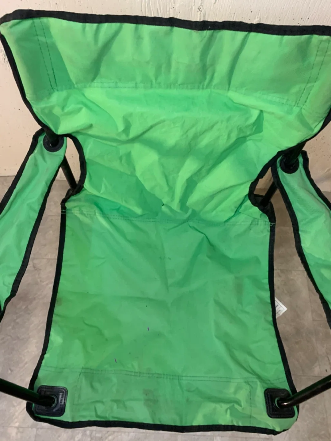 Ozark Trail Green Folding Camping Chair image indicator(10)