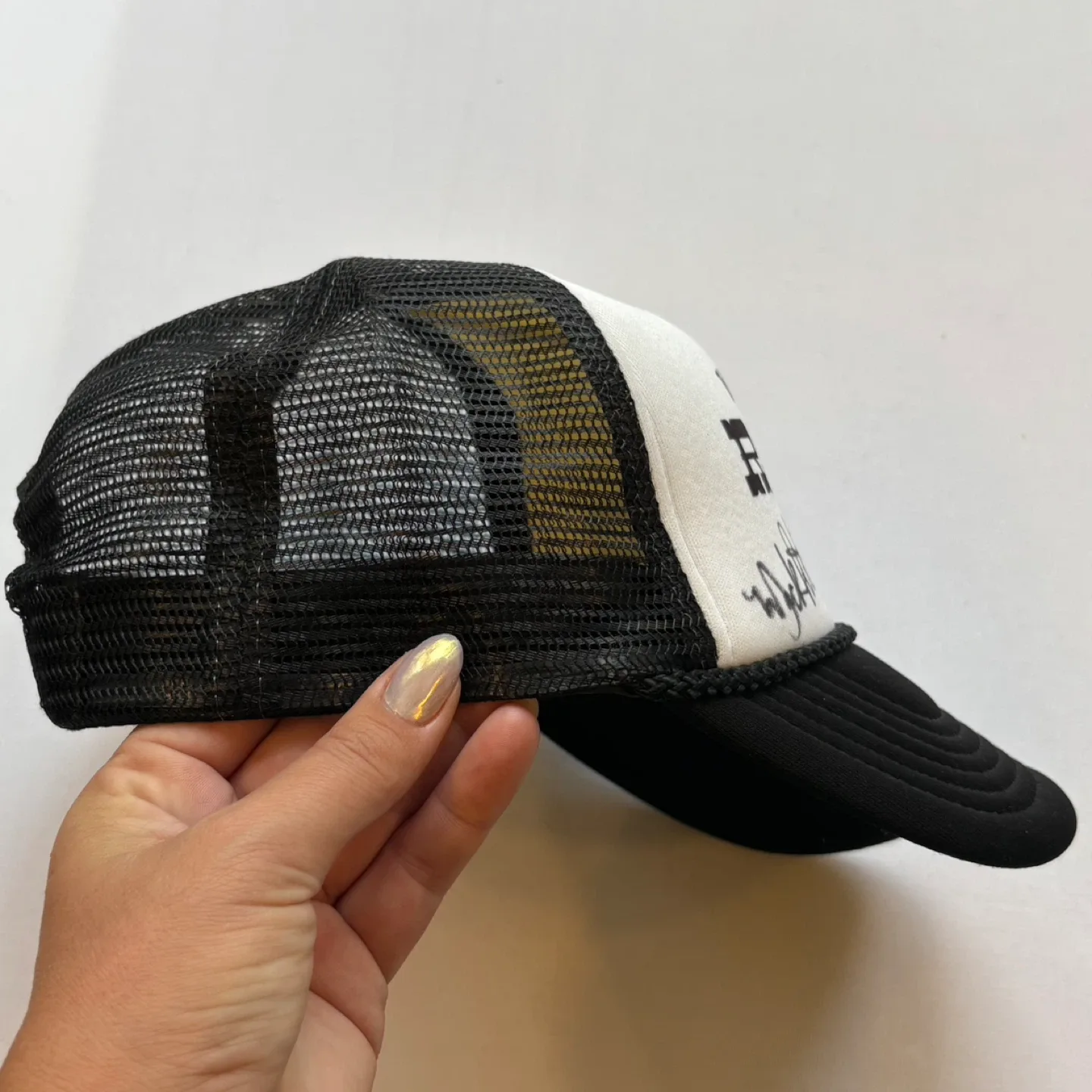 Mackenzie Porter Autographed Trucker Hat Signed Snapback Cap image indicator(5)