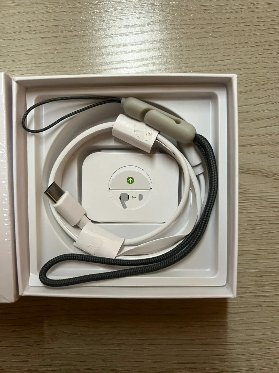 Ai translation earbuds image indicator(6)