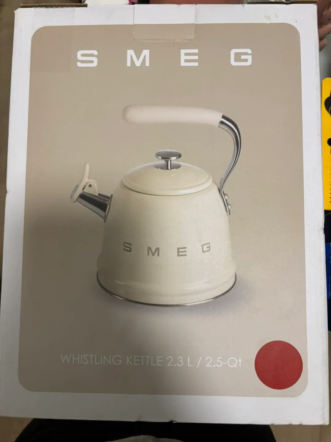 Smeg Whistling Kettle - Cerise colour thumbnail