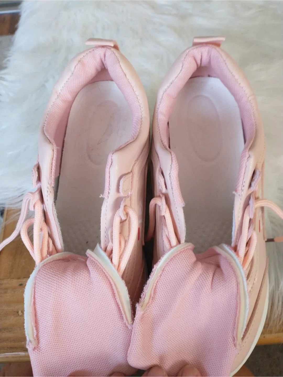 Fila Pink Sneakers - Size 8 (EU 38) image indicator(2)