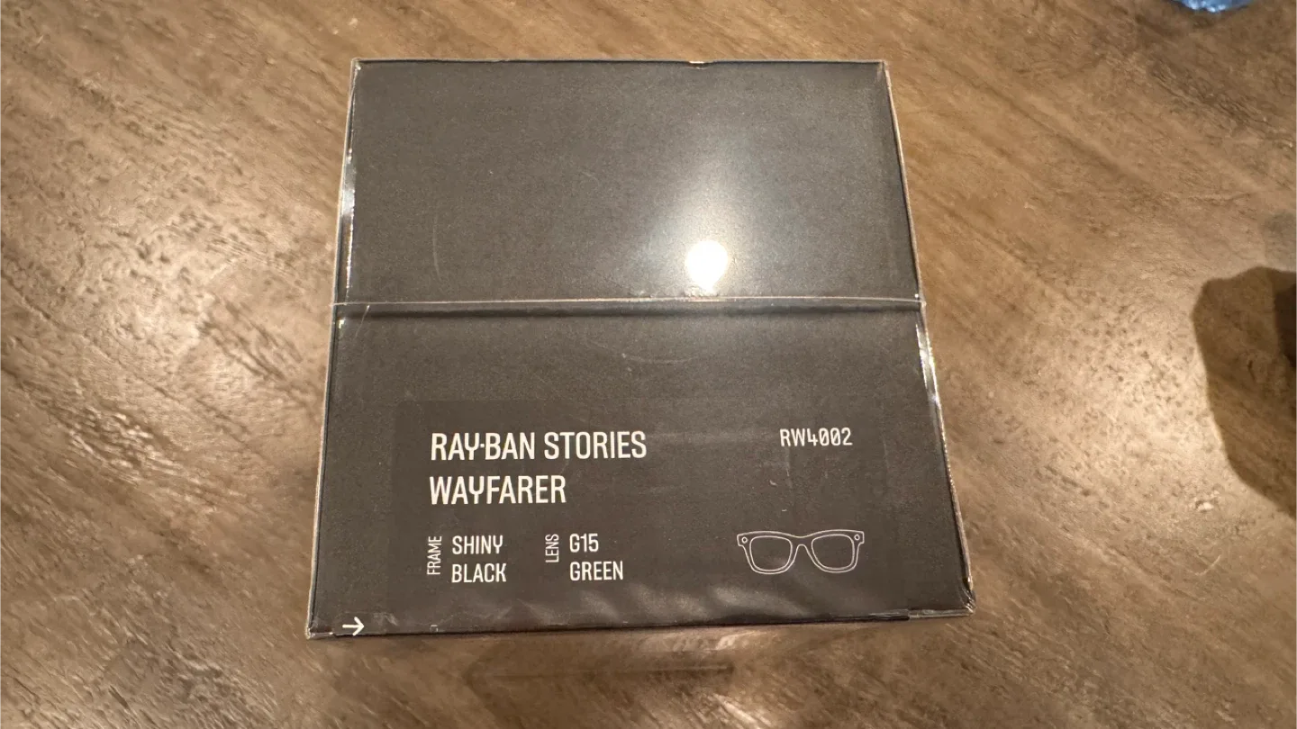 New Ray-Ban Stories Wayfarer Shiny Black RW4002 image indicator(3)
