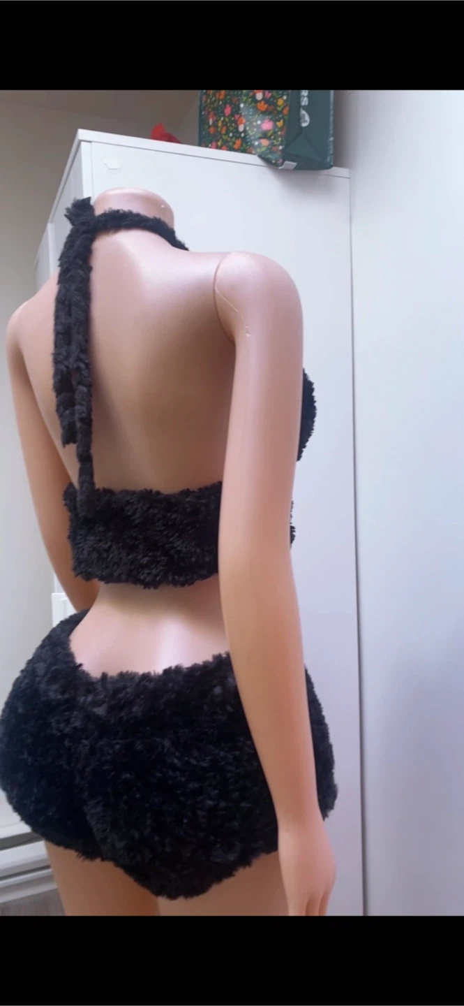 Handmade Fuzzy Lounge Set - photo 2