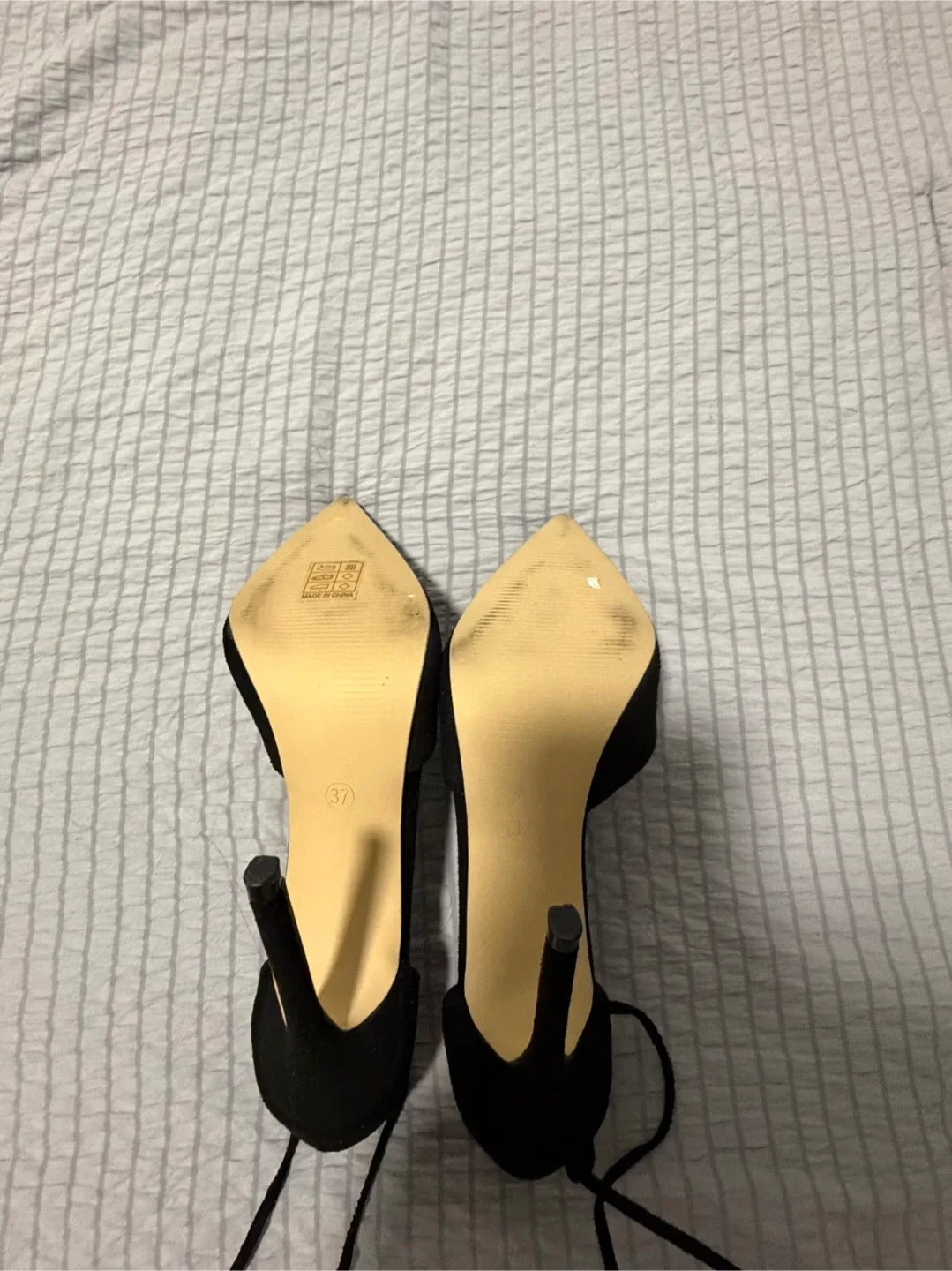 Black Heels Size 7 image indicator(2)