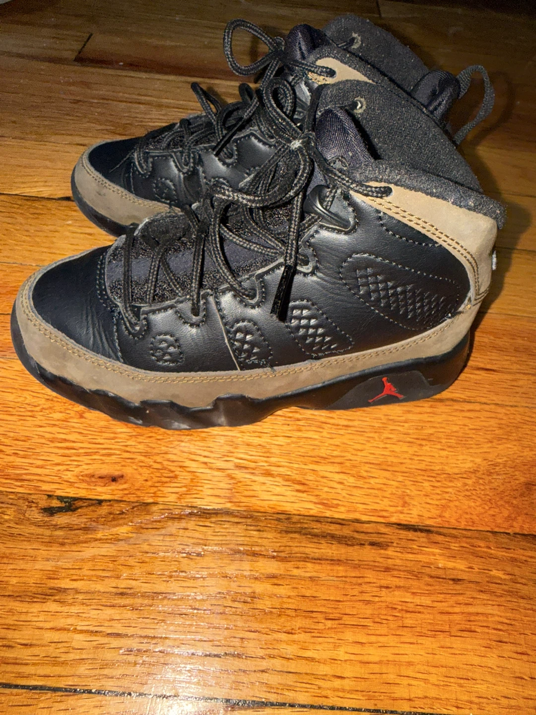 Jordan 9 Retro Black/University Red Boots - photo 2