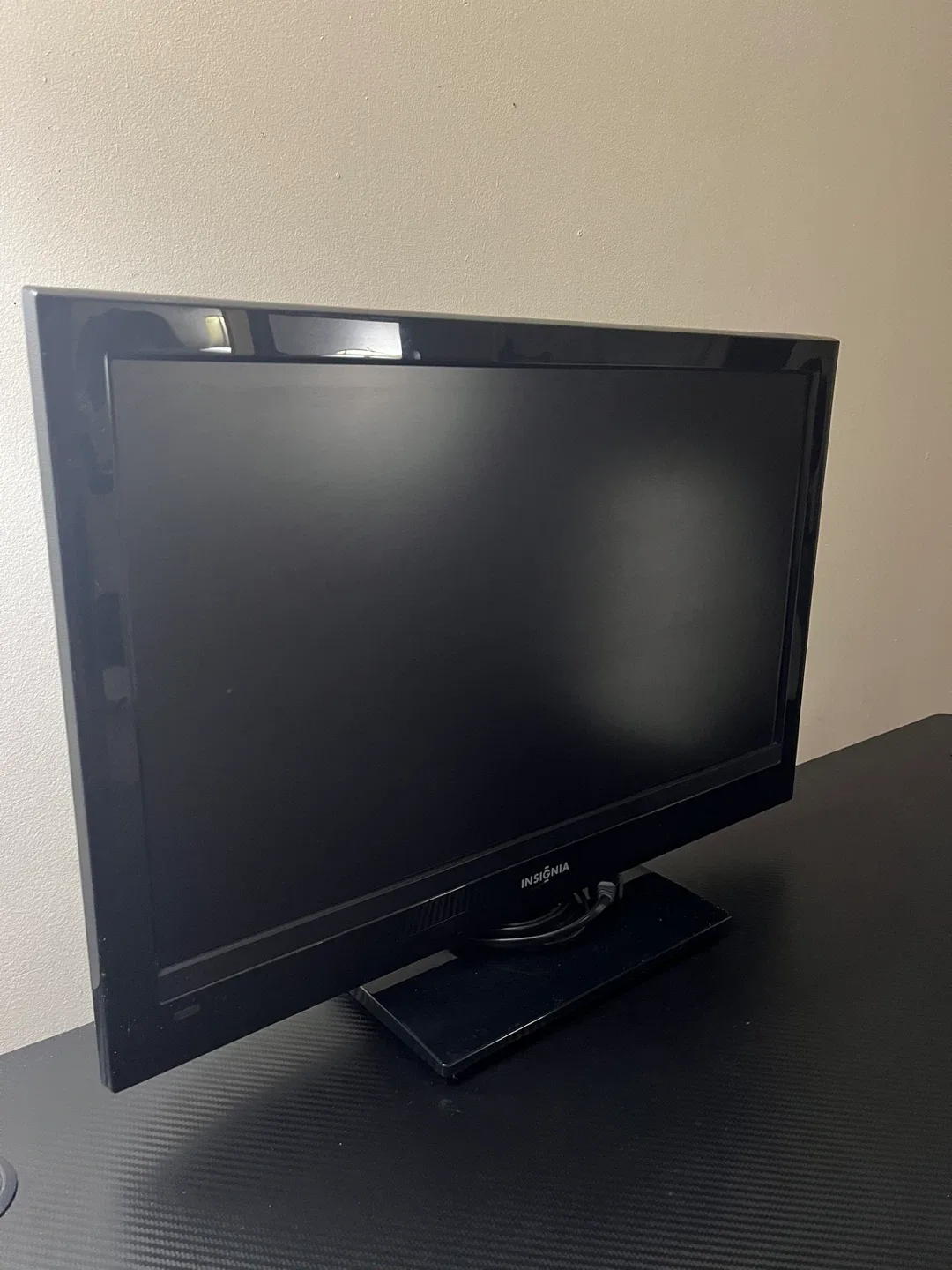 Insignia LCD TV image indicator(3)