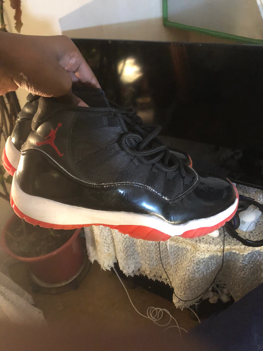 Air Jordan 11 Retro Bred - Size 11