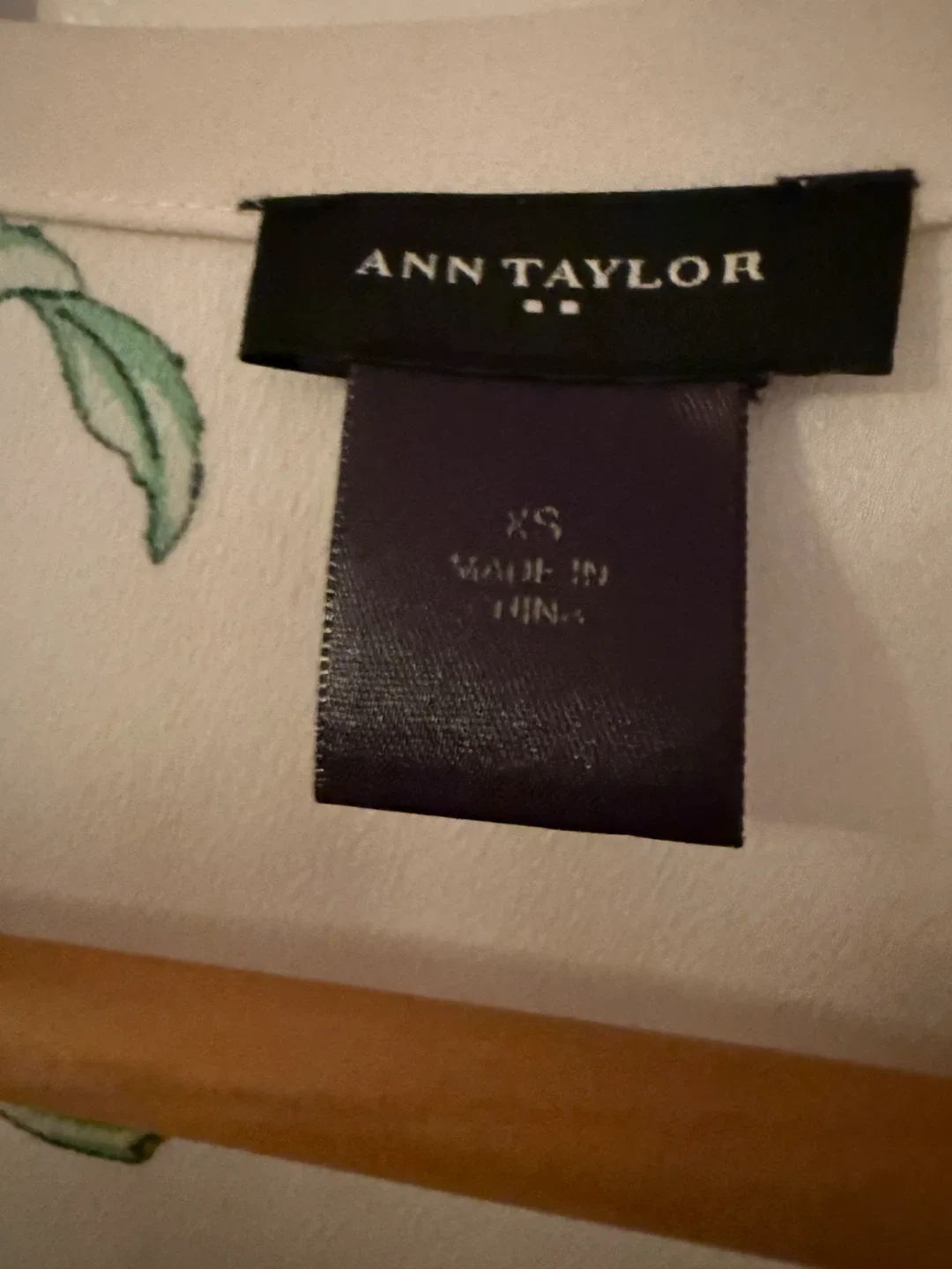 Ann Taylor Floral Tank Top - Size XS image indicator(2)